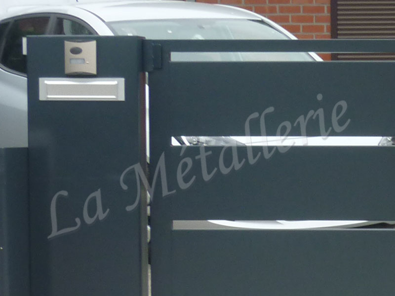 01_Fabrication_boite_aux_lettres_ferrronnerie_La_Metallerie_Hainaut_Tournai