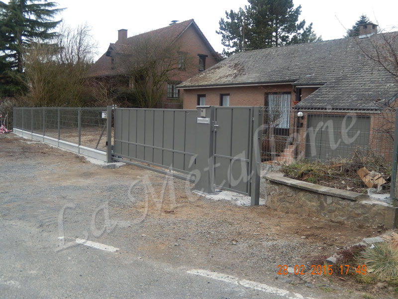 04_Fabrication_portails_autoportants_coulissants_ferrronnerie_La_Metallerie_Hainaut_Tournai