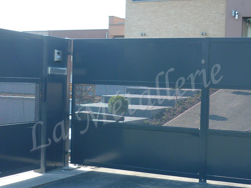 05_Fabrication_boite_aux_lettres_ferrronnerie_La_Metallerie_Hainaut_Tournai