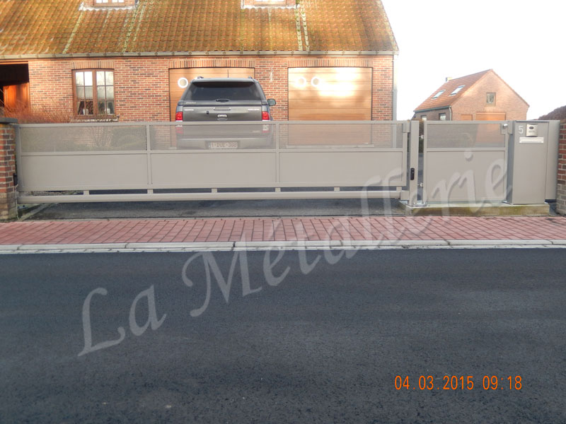 07_Fabrication_portails_autoportants_coulissants_ferrronnerie_La_Metallerie_Hainaut_Tournai