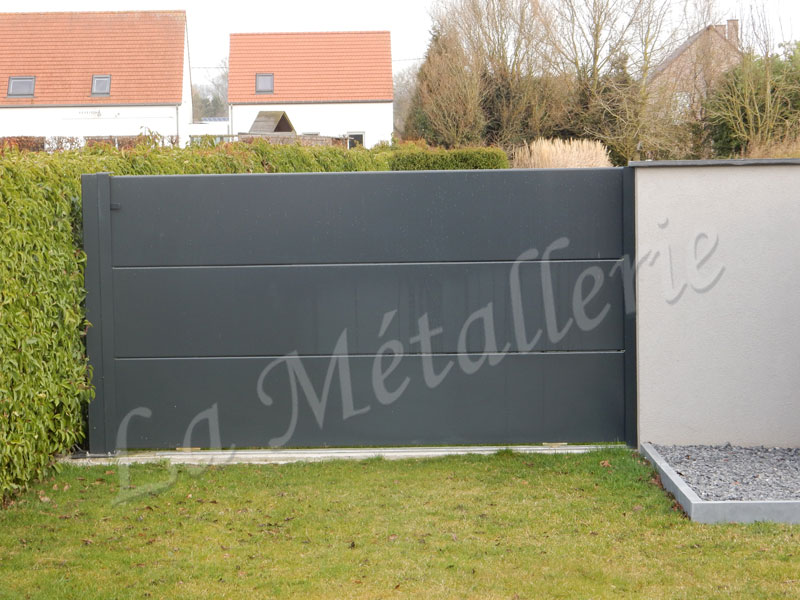 11_Fabrication_portails_autoportants_coulissants_ferrronnerie_La_Metallerie_Hainaut_Tournai