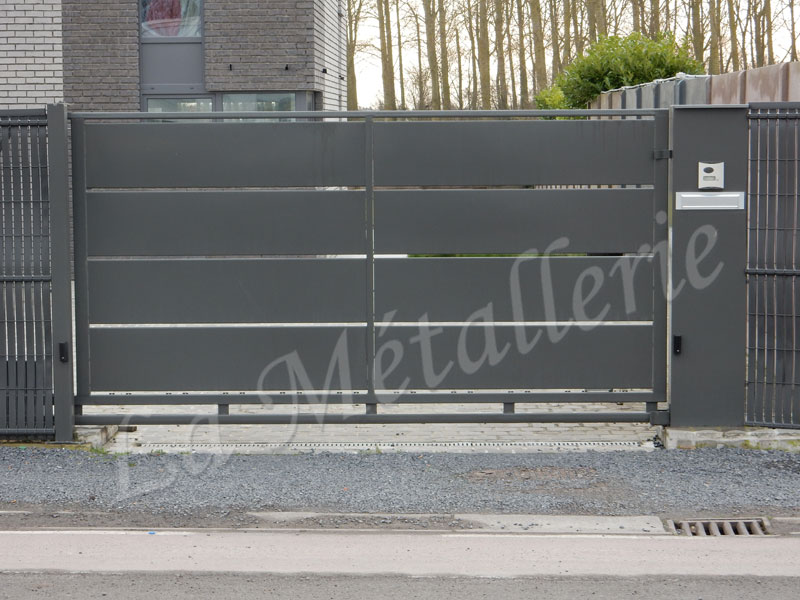 15_Fabrication_portails_autoportants_coulissants_ferrronnerie_La_Metallerie_Hainaut_Tournai
