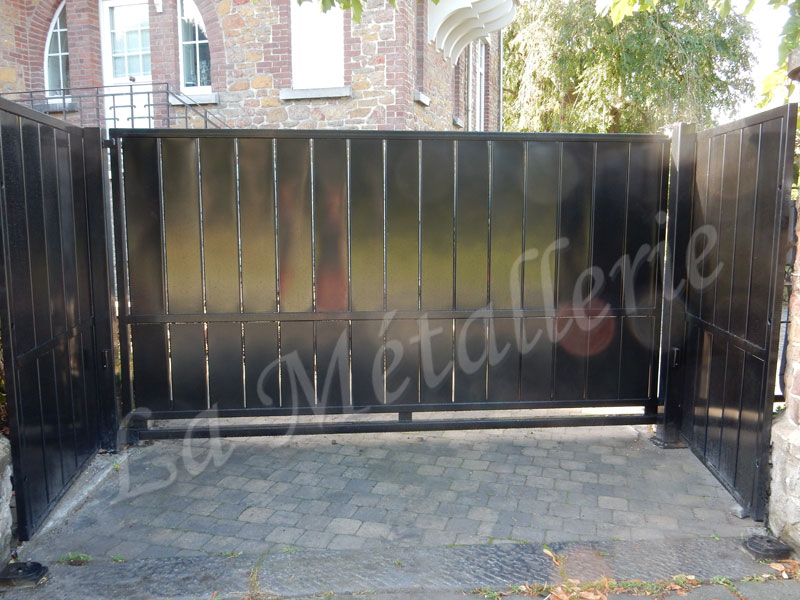 19_Fabrication_portails_autoportants_coulissants_ferrronnerie_La_Metallerie_Hainaut_Tournai